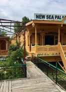 Imej utama New Sea Palace Houseboats