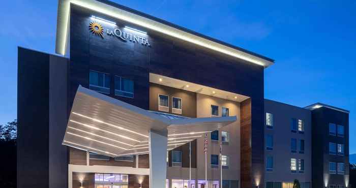 อื่นๆ La Quinta Inn & Suites by Wyndham Greensboro Arpt High Point