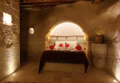 Others 7 Abu Hayat Cave Suites