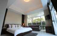 Others 5 AnB Pool Villa 3BR Glass House in Pattaya