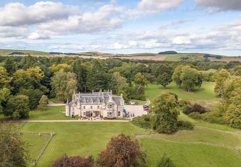 Lain-lain Wardhill Castle