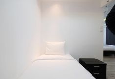 Others 4 Spacious Apartment at Green Bay Pluit