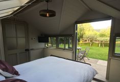 Others 5 The Old Greenhouse