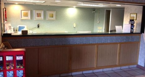 Lain-lain 2 Plano Inn & Suites