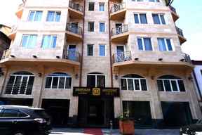 Hotel Aristocrat Batumi