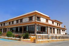 其他 Hotel Restaurante Dama de Baza
