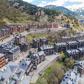 Primary image 1 El Tarter Apartments, Pla de les Pedres Grau Roig Ski Lift Hotels
