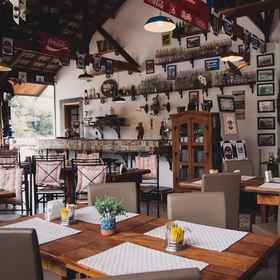 Primary image 1 Hotel Casarão da Ducha, Hotel Pusat Perbelanjaan Cadij