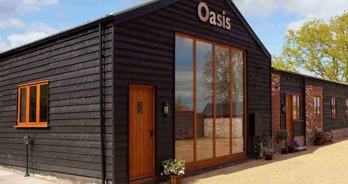 Lainnya Oasis Barn Holidays