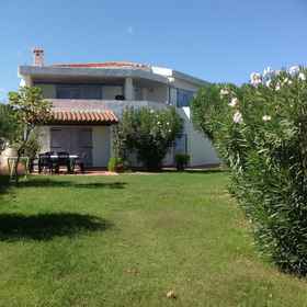 Primary image 1 Villa Buffetta, Trinità d'Agultu e Vignola Villas