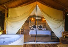 อื่นๆ 7 Green Pine Beach & Bungalows