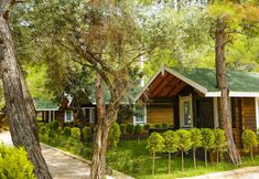 อื่นๆ 5 Green Pine Beach & Bungalows