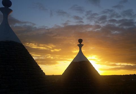 Others Barnaba Edera