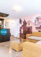 Kawasan tempat duduk lobi HOTEL STAY CALI