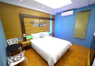 Others 4 Missing the sea