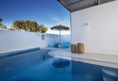 Others Eolia Kamari Villa