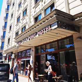 Imej utama 1 The City Port Hotel, ストリートスイーツ ホテル