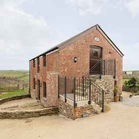 Primary image 1 Castle Dore Barn, Hotel Ludgvan