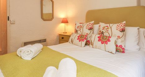 Others 2 May Cottage