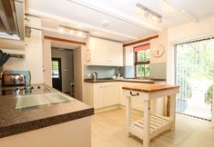 Lain-lain 5 Chenalls Cottage