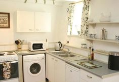 Khác 6 Cider Cottage