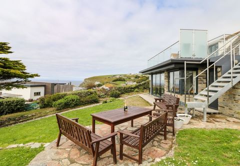 Others Little Trelawns