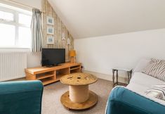 Others 5 Little Trelawns