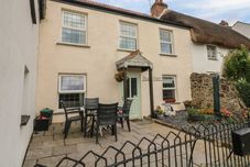 Lainnya Tea Cosy Cottage