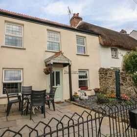 Primary image1Tea Cosy Cottage,Deviock別墅