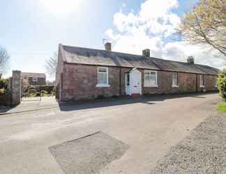 Others 2 Lyndhurst Cottage