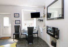 อื่นๆ 6 Hollie Cottage