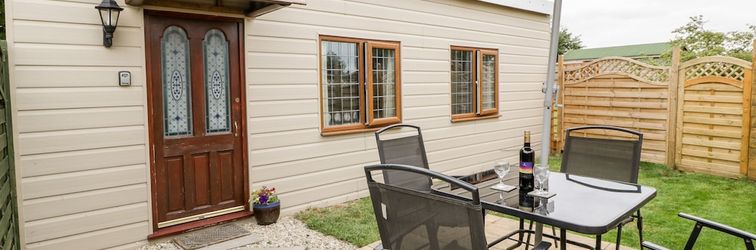 Others Wisteria Chalet