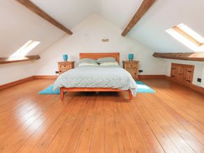 Lain-lain 4 Garreg Wen Isaf Bach