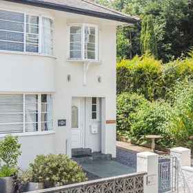 Primary image 1 The Art Deco House, โรงแรม & ที่พัก Menai Bridge