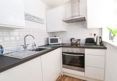 기타 6 Sandy Shell Cottage