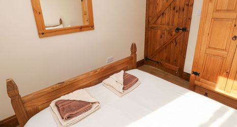 Others 2 The Old Cow Barn