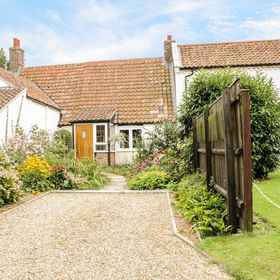 Primary image 1 Mrs Dale's Cottage, โรงแรม & ที่พัก Shouldham Thorpe