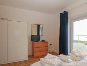 อื่นๆ 4 6 West End Point