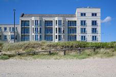 อื่นๆ 6 West End Point