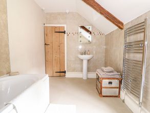 Lain-lain 4 Flint Cottage