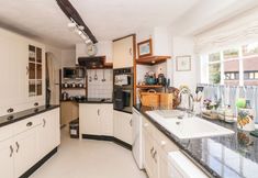 Others 6 Castle View