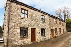 기타 1 The Stables