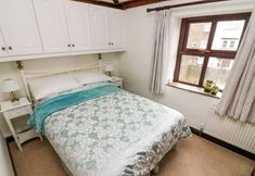 기타 4 1 The Stables