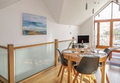 其他 4 2 The Creekside