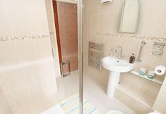 Others 5 Emily's Retreat at the Great Barn