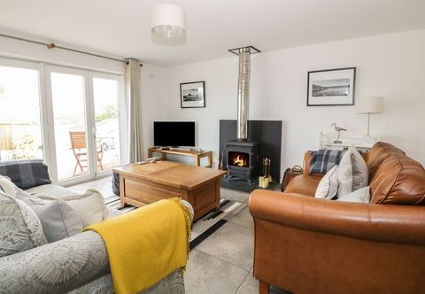 Lain-lain 54 The Moorings