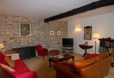 Others 6 Quist Cottage