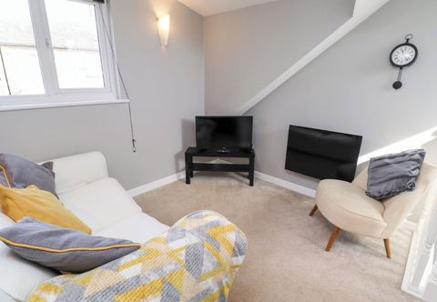 Others The Apartment