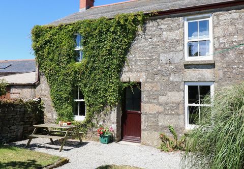 Others The Farmhouse