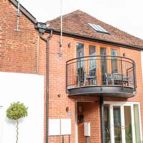 Primary image 1 霍尔特巷 4 号木屋, 索尔兹伯里 酒店